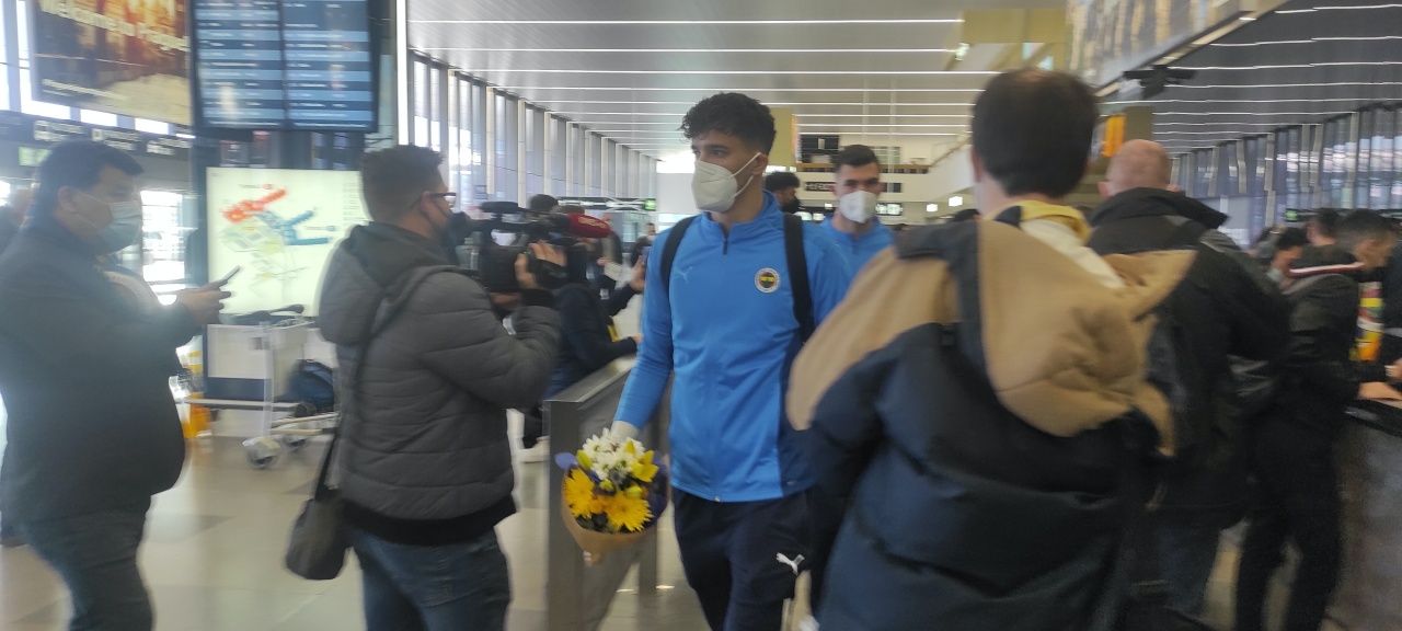 Fenerbahçe kafilesi Prag'da... 5