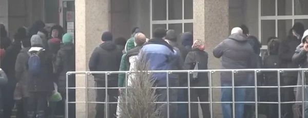 Ukrayna Merkez Bankası döviz işlemlerini durdurdu: Yabancı parayla işlem yasaklandı! 6