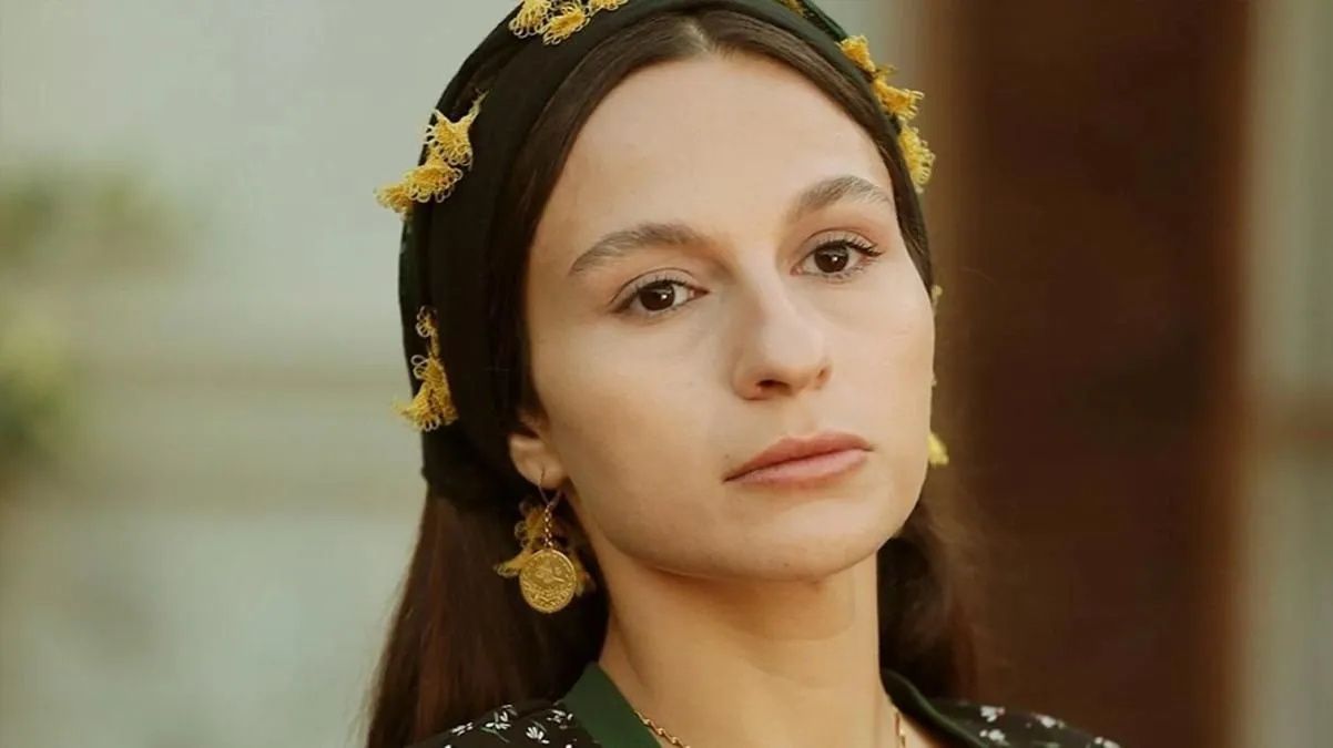 Bir Zamanlar Çukurova Dizisinin Yıldızı Hazin Bir Sonla Ayrılmıştı! Yeni Projesi Ortaya Çıktı! 11