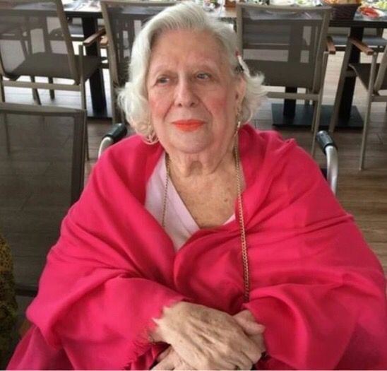 Usta oyuncu Ayten Erman'ın vefatı sanat camiasını yasa boğdu 14