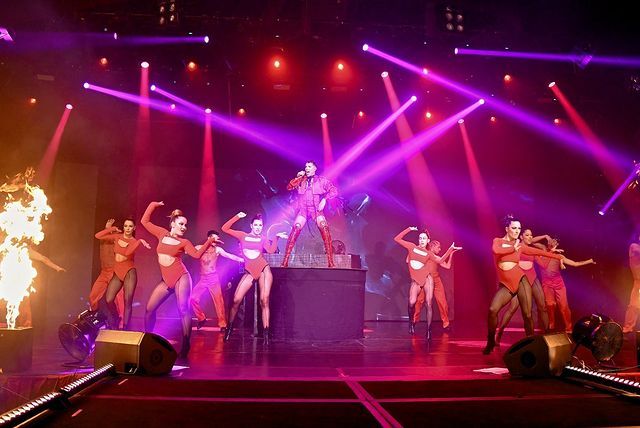 Bostancı Gösteri Merkezi'nde konser veren Kerimcan Durmaz iddialı tarzıyla sahneyi salladı 16