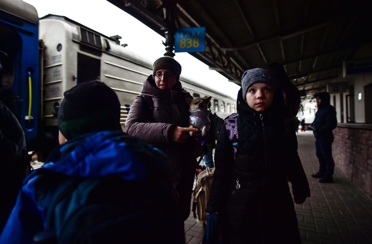Türk vatandaşlarını taşıyan tahliye treni Çernihiv’e ulaştı! 1