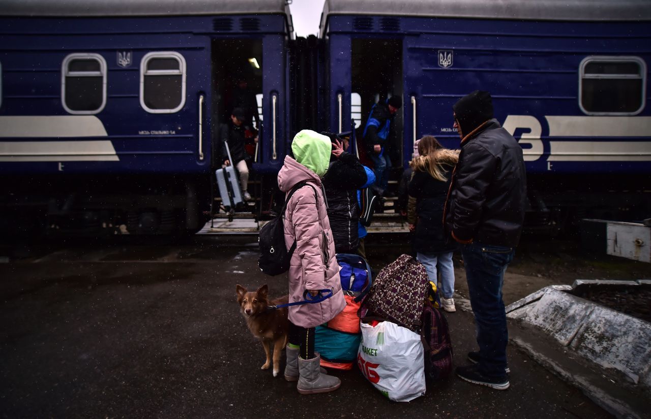 Türk vatandaşlarını taşıyan tahliye treni Çernihiv’e ulaştı! 2
