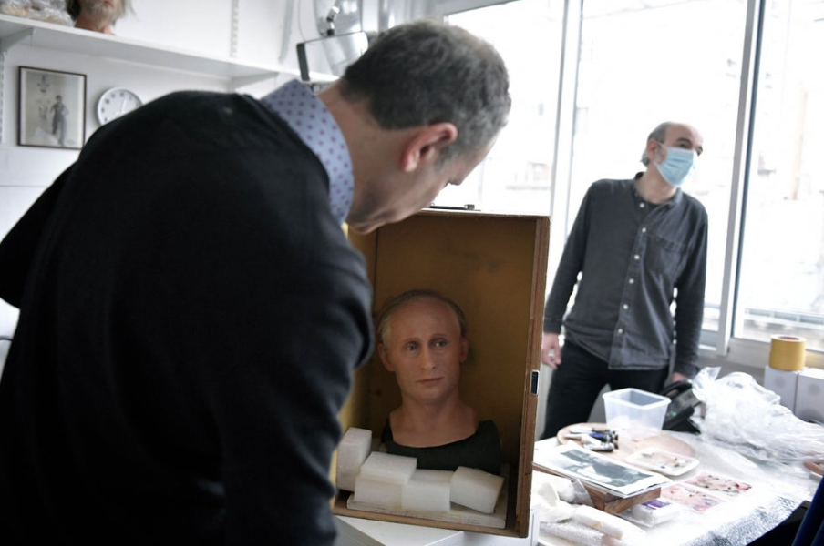 Vladimir Putin'in balmumu heykeli Paris müzesinden kaldırıldı 8