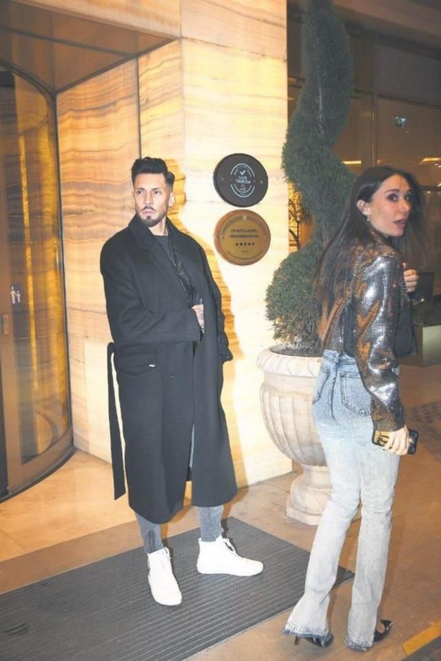 Jose Sosa, Özlem Yıldız ve Gamze Orman ile birlikte otelde yakalandı 5