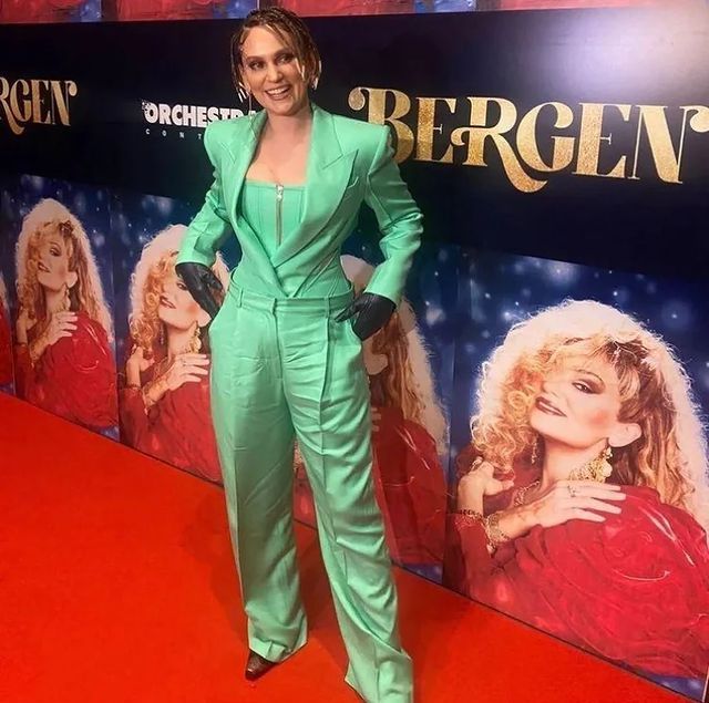 Farah Zeynep Abdullah, Bergen filminin galasında giydiği kıyafetine gelen eleştirilere yanıt verdi 3
