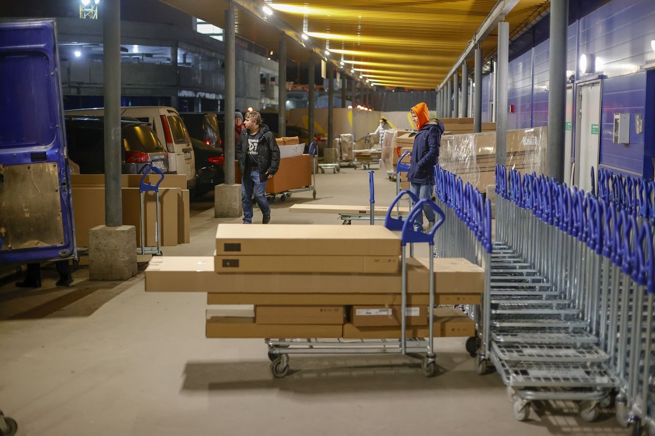 IKEA, H&M ve Mango Rusya'daki mağazalarını kapatacak 16