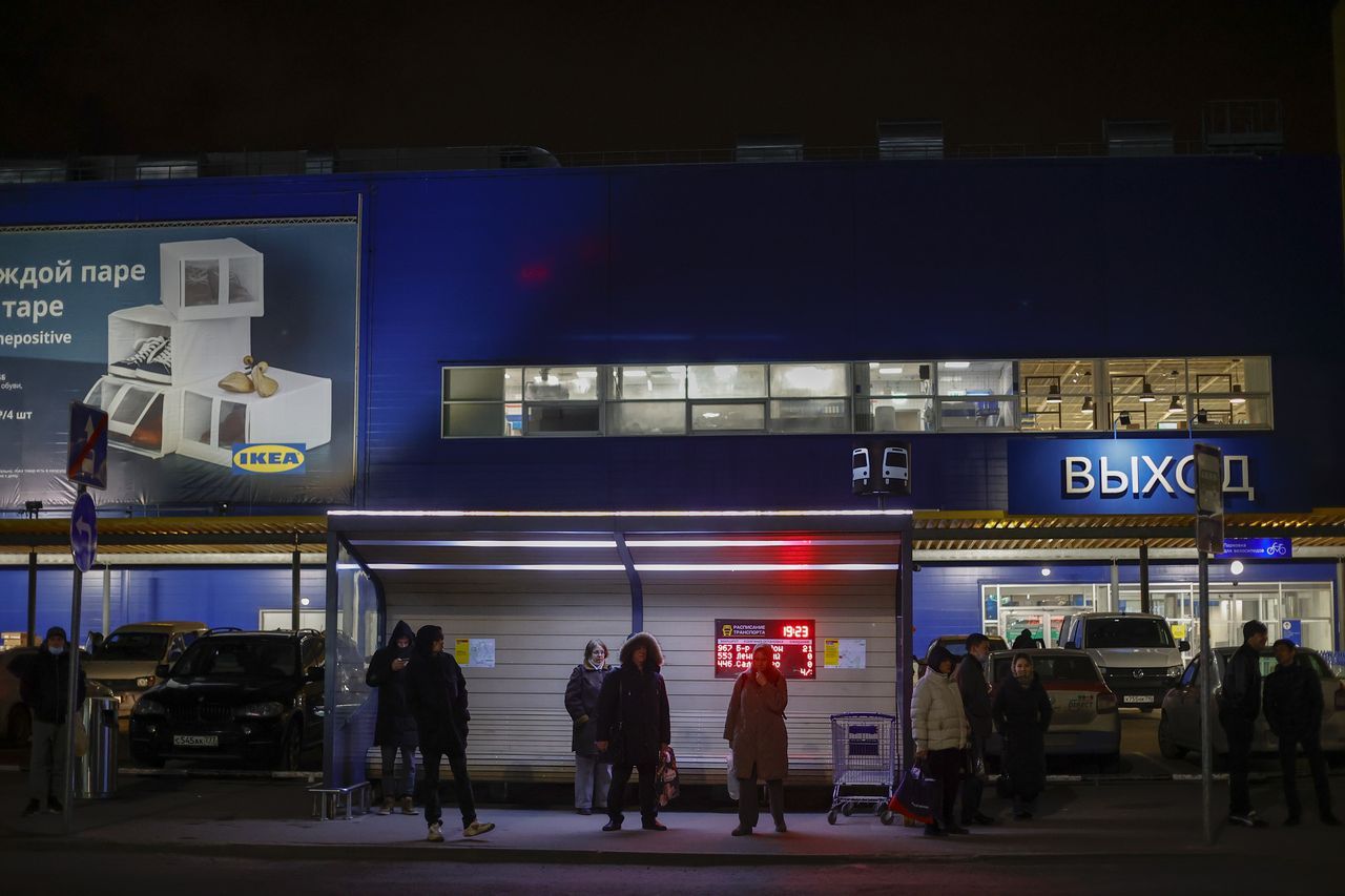 IKEA, H&M ve Mango Rusya'daki mağazalarını kapatacak 19