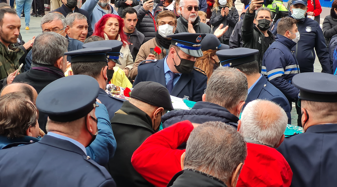 Cenaze törenine kimse katılmadı! Akrep Nalan'ı sanatçı dostları son yolculuğunda yalnız bıraktı 16
