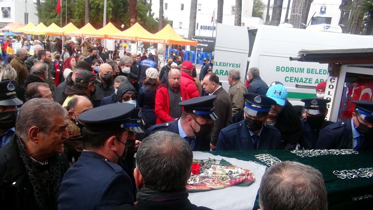 Cenaze törenine kimse katılmadı! Akrep Nalan'ı sanatçı dostları son yolculuğunda yalnız bıraktı 10