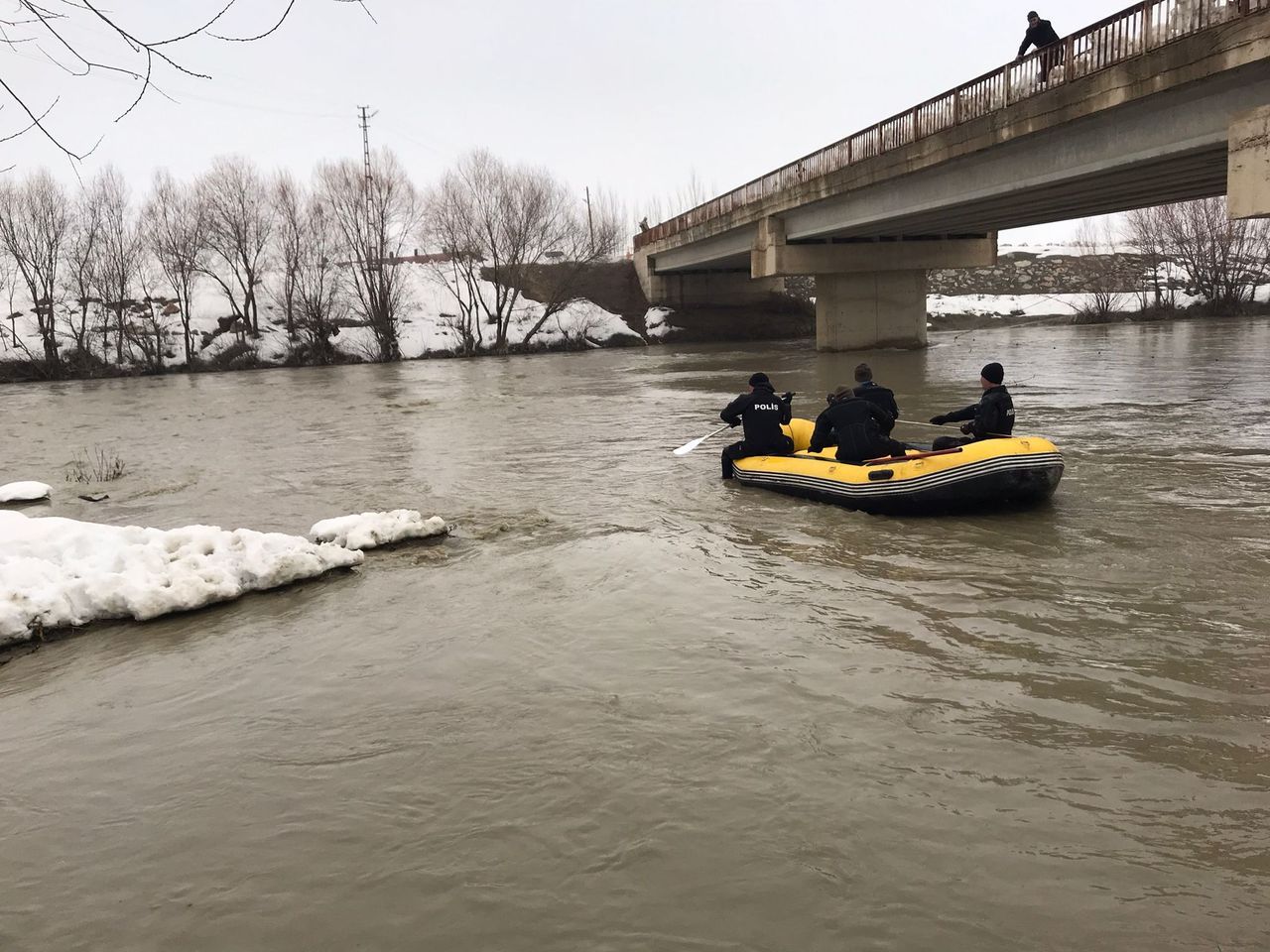 Karasu Nehri'ne düşen 17 yaşındaki Yağmur, 13 gün sonra bulundu 1