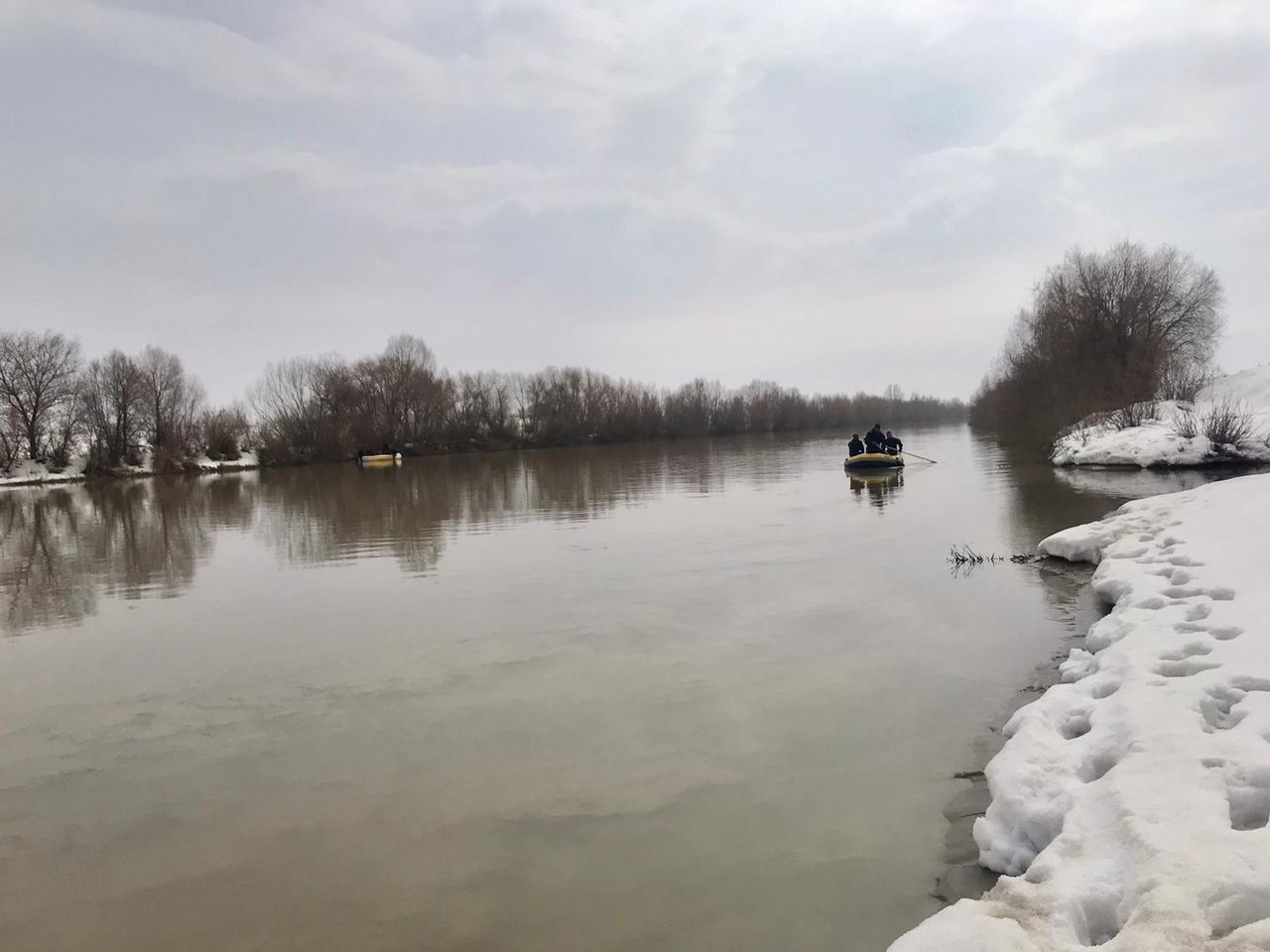 Karasu Nehri'ne düşen 17 yaşındaki Yağmur, 13 gün sonra bulundu 16