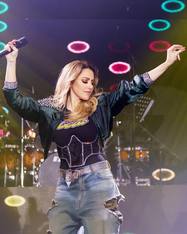 Hadise'nin Antalya konserinde giydiği yırtık kot pantolonuna ödediği ücret duyanları şaşırttı 3
