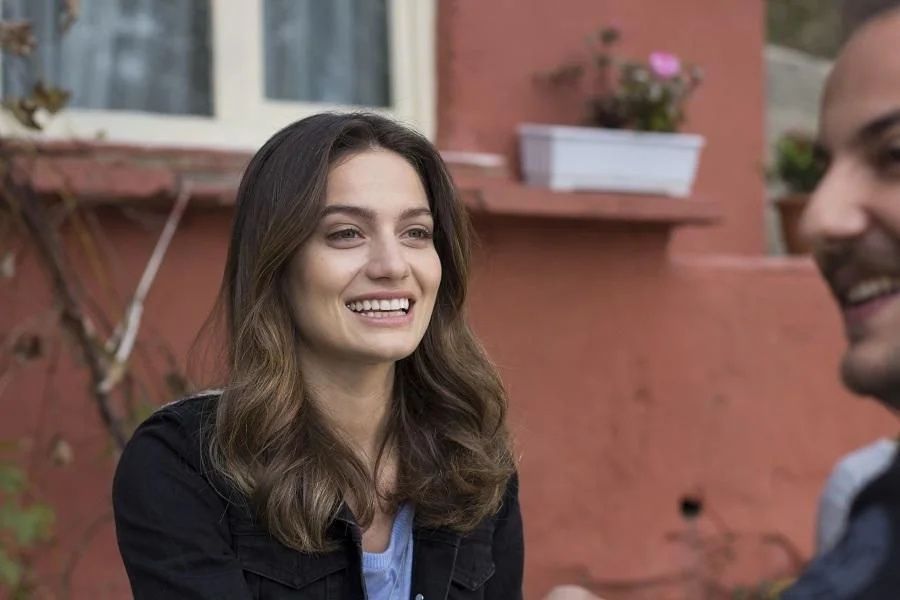 Gülcan Arslan Sütyensiz Pozlarıyla Büyüledi! Barbaroslar Akdeniz'in Kılıcı Despina Nefes Kesti! 6
