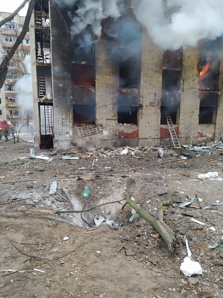 Mariupol’de Rus bombardımanı! 2 bin 187 kişi hayatını kaybetti 3