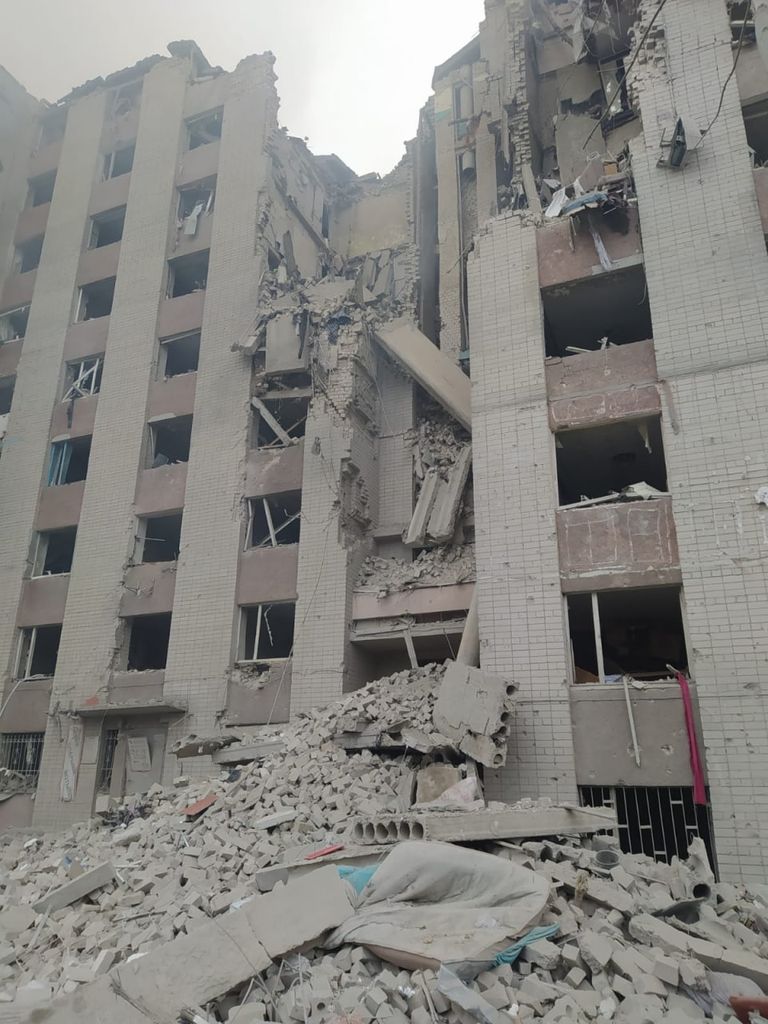 Mariupol’de Rus bombardımanı! 2 bin 187 kişi hayatını kaybetti 5