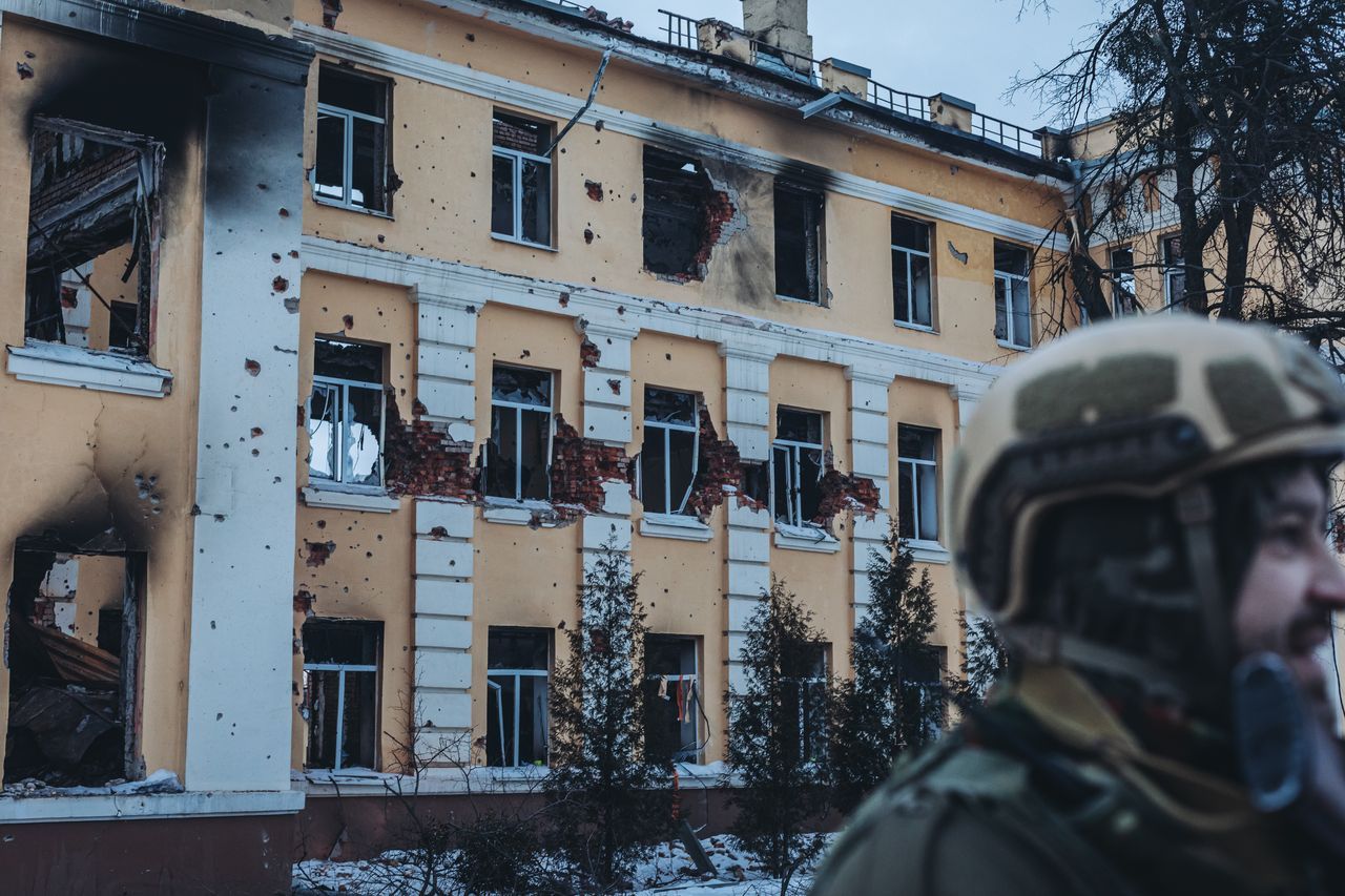 Harkiv bombardıman altında! 600 ev, 50 okul vuruldu 18