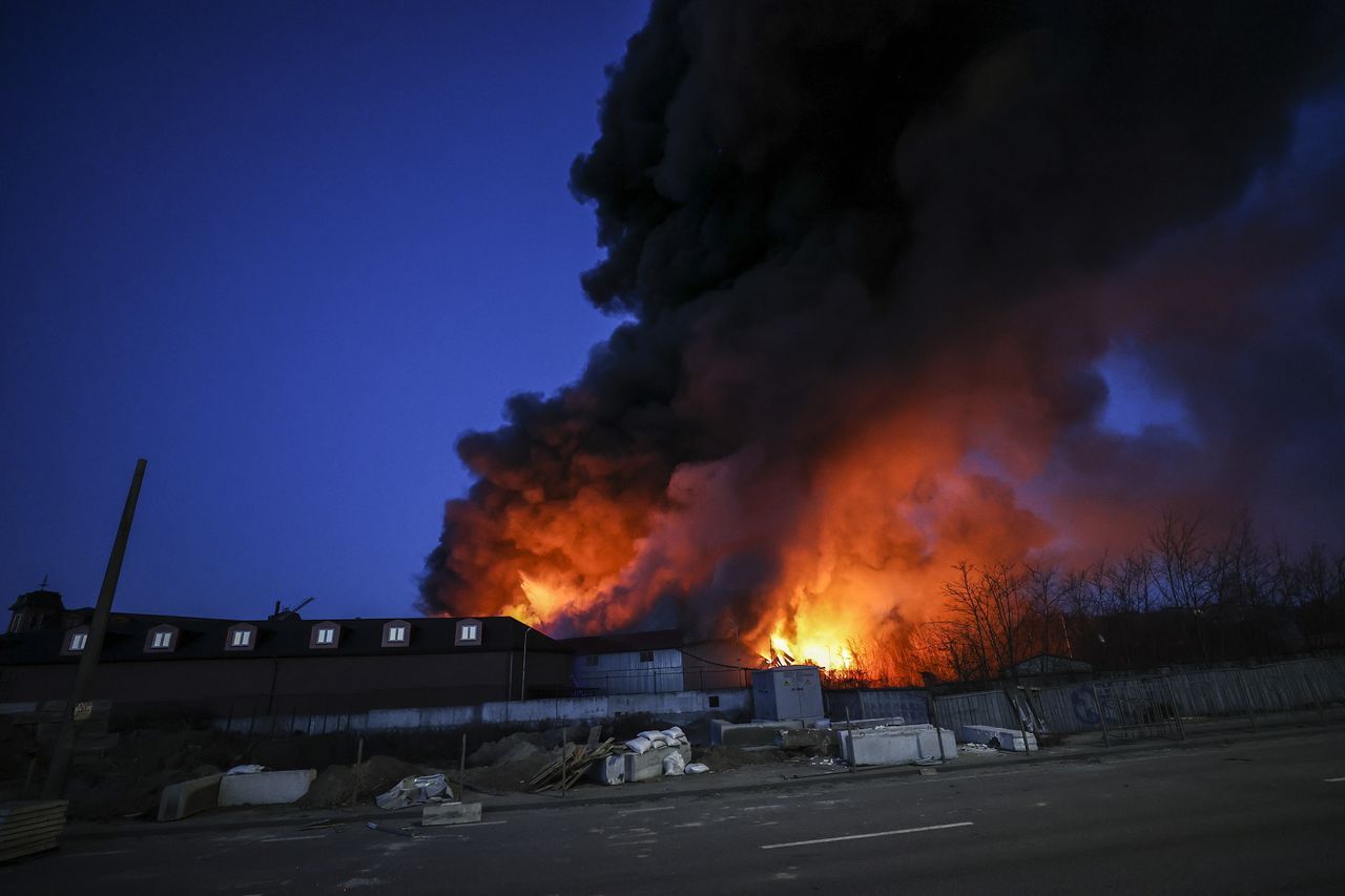 Rus ordusu, Ukrayna'nın başkenti Kiev'i hedef aldı! 47