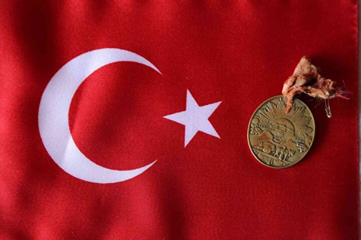 Çanakkale Savaşı gazisinin 110 yaşındaki eşi Güllü nineden duygulandıran sözler: Yalınayak savaşmışlar... 7