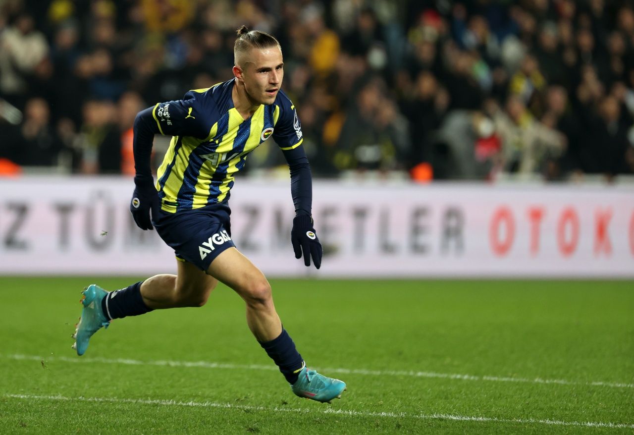 SON DAKİKA... Dimitris Pelkas'tan Benzama'lı performans değerlendirmesi 6
