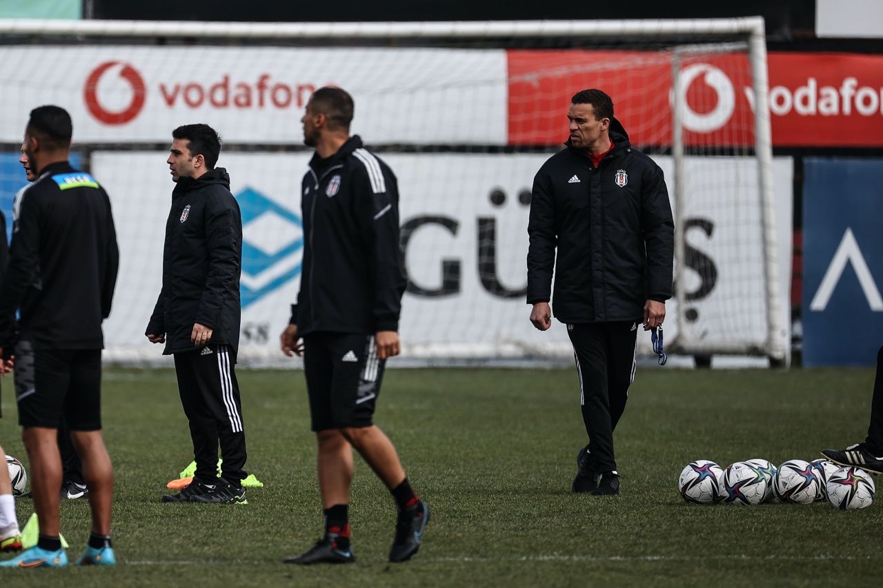Valerien Ismael, Nevzat Demir Tesisleri'nde komanda eğitimi başlattı 6