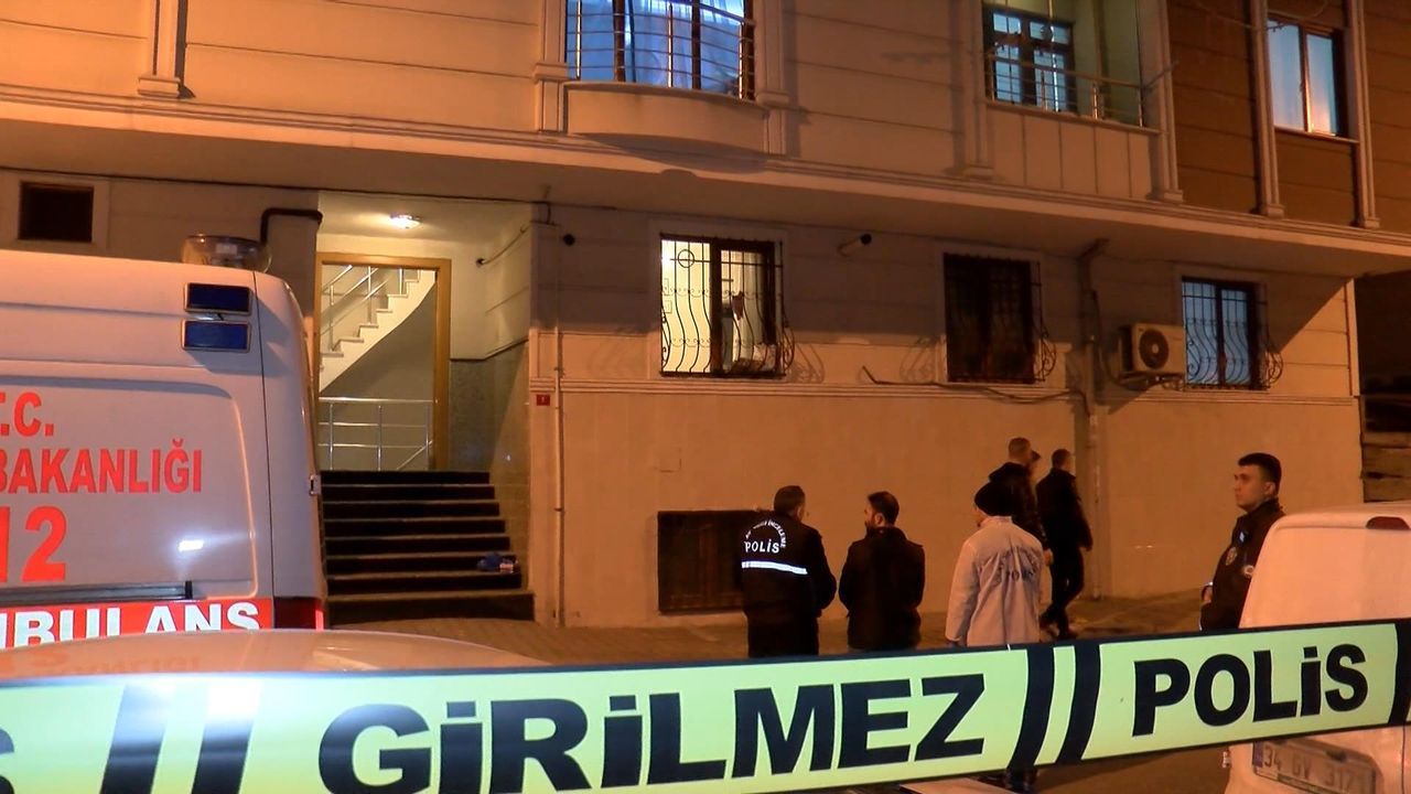 Bağcılar'da dehşet! Sokak ortasında birini, evinde de eşini öldürdü ve intihar etti 4