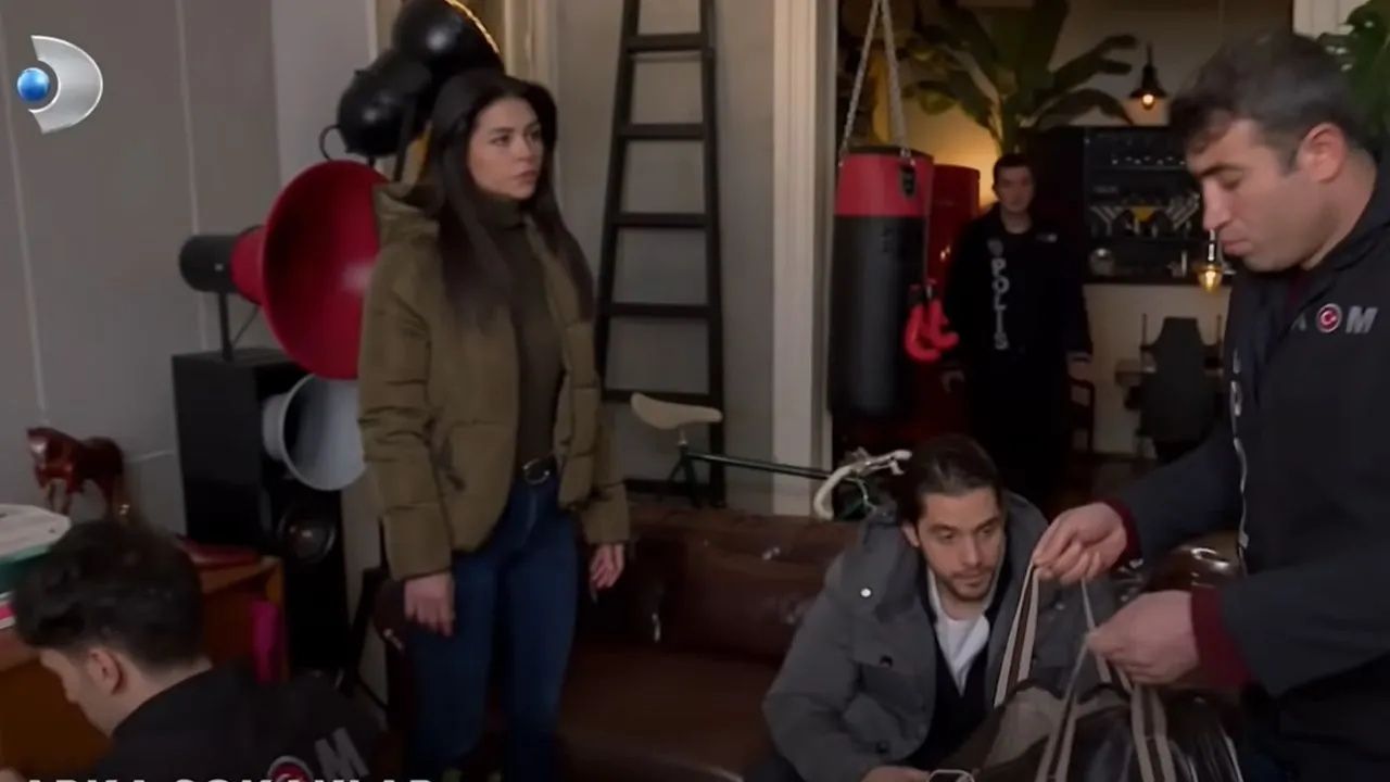 Arka Sokaklar Dizisinde Uzun Zamandır Merak Edilen Gerçek Ortaya Çıktı! 13