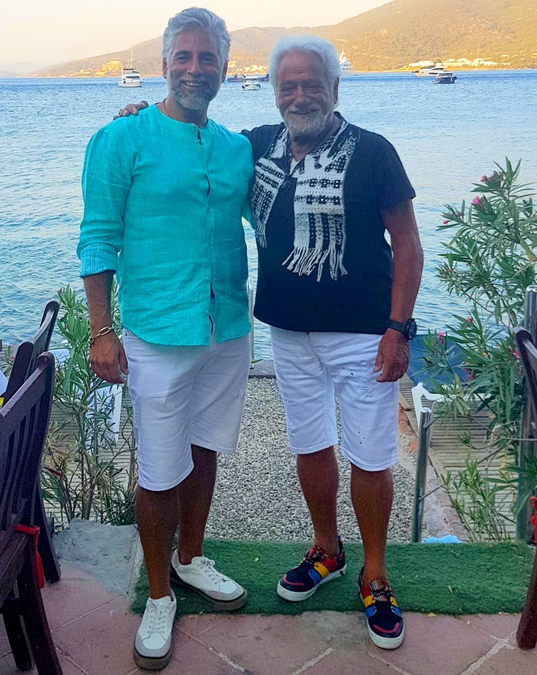 Oğlu Theo şarkıcı Fedon'un kopyası! Baba oğulun fotoğrafları sosyal medyayı salladı 16
