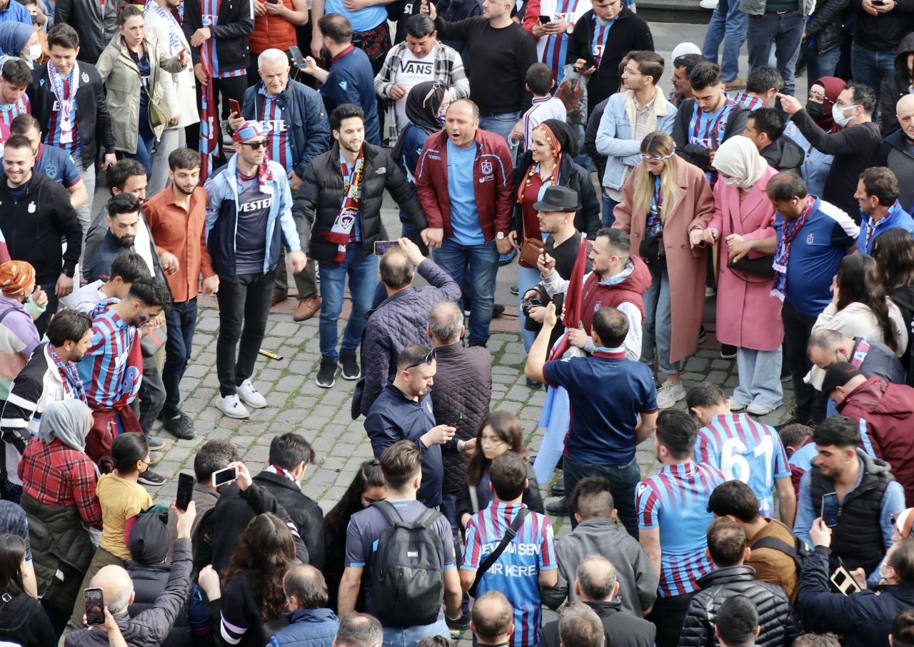 Beşiktaş maçı öncesi Trabzon'dan insan manzaraları... Heyecan büyük 10