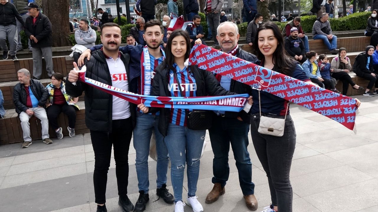 Beşiktaş maçı öncesi Trabzon'dan insan manzaraları... Heyecan büyük 3