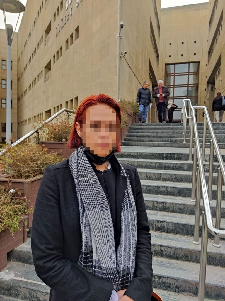 Sevgilisini başkalarıyla ilişkiye zorlayıp, videoya kaydetti! 1