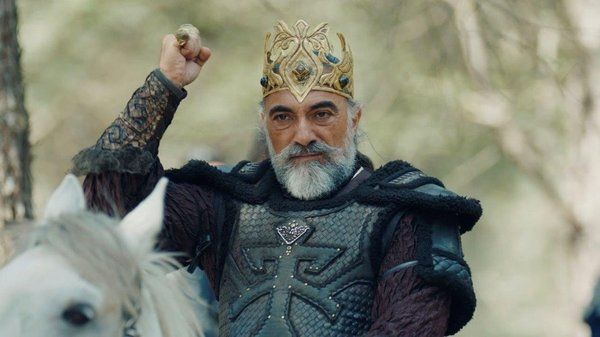 Destan Dizisinde Beklenmeyen Ayrılık Gerçekleşiyor! 1
