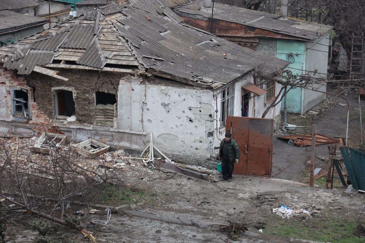 Mariupol'de bir ayda 210'u çocuk 5 bin kişi öldü 12