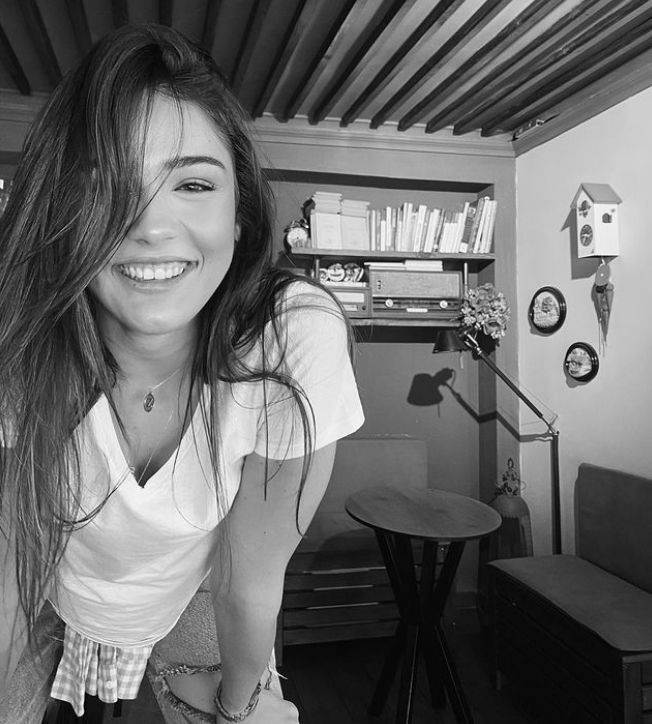 Zehra Güneş'in Yeni İmajı Herkesi Heyecanlandırdı! 8