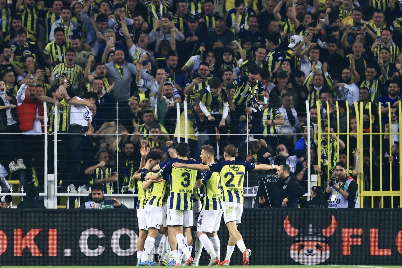 Miha Zajc, Fenerbahçe - Galatasaray derbisinde kariyer rekoru kırdı 9