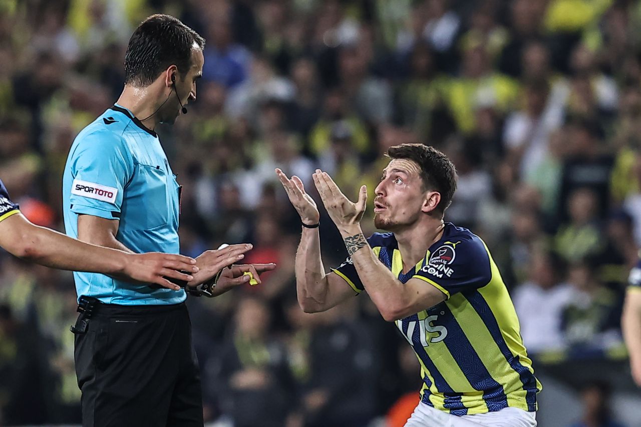 Eski hakemler derbiyi değerlendirdi: "Gol iptal edilmeliydi" 2