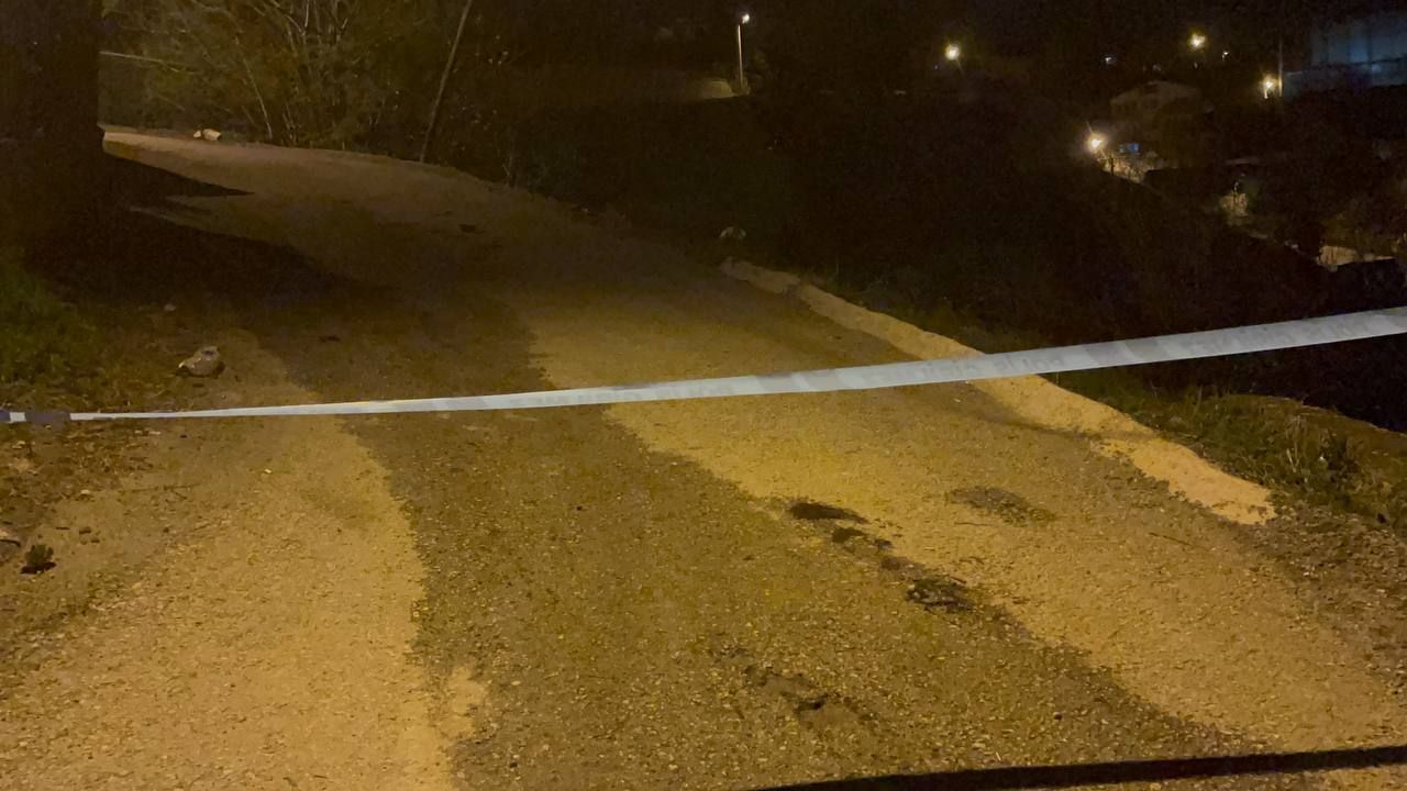 Yağışlar nedeniyle istinat duvarı çöktü: 1 ev tahliye edildi 10