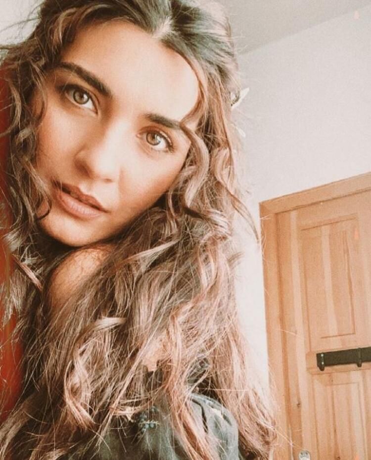 Tuba Büyüküstün Eski Aşkı Umut Evirgen'e Yazdıklarını Paylaştı! 9