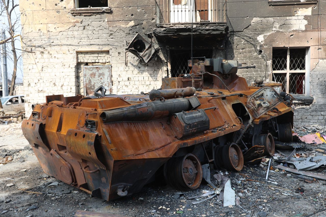 Rusya ölüm yağdırıyor! Ukrayna'nın Mariupol şehrindeki sivil can kaybı 22 bine ulaştı 16
