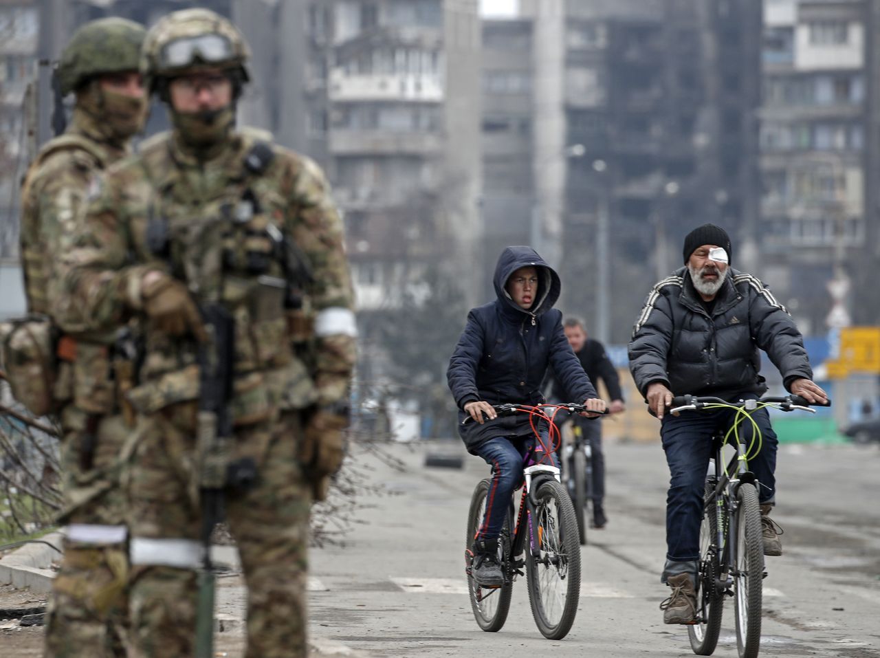 Rusya ölüm yağdırıyor! Ukrayna'nın Mariupol şehrindeki sivil can kaybı 22 bine ulaştı 1