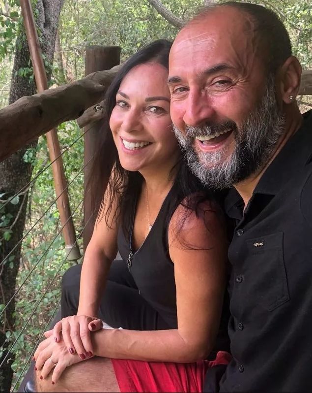 Semih Saygıner ve Sevgilisi Şenay Gürler'den Aşk Kutlaması! 10