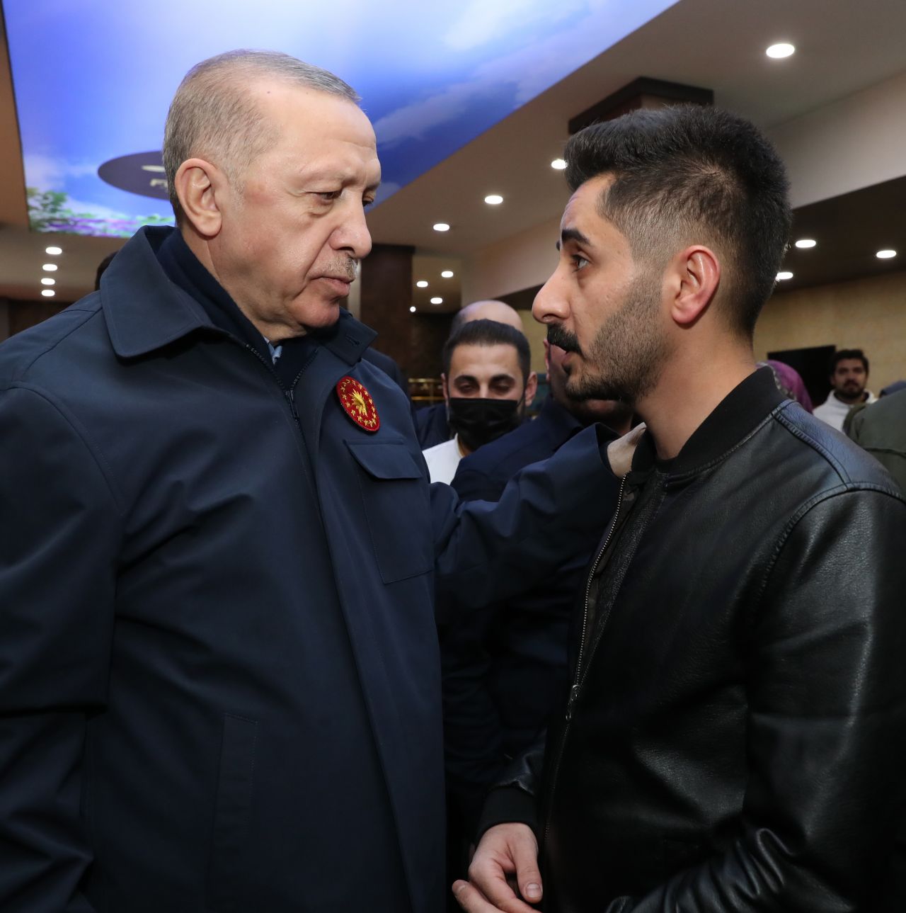 Cumhurbaşkanı Recep Tayyip Erdoğan, Yüksekova’da vatandaşlarla sohbet etti 7