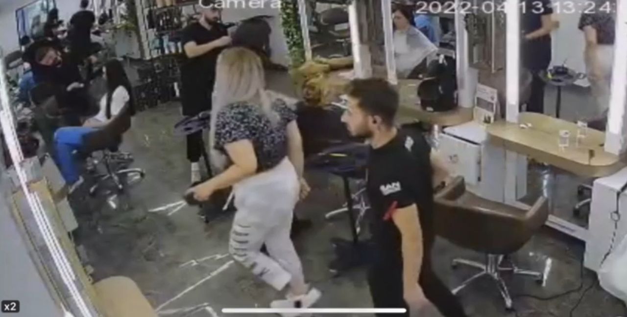 Kibariye'nin kızı kuaför parasını vermeden kaçmıştı! Babası gelip borcunu ödedi 2