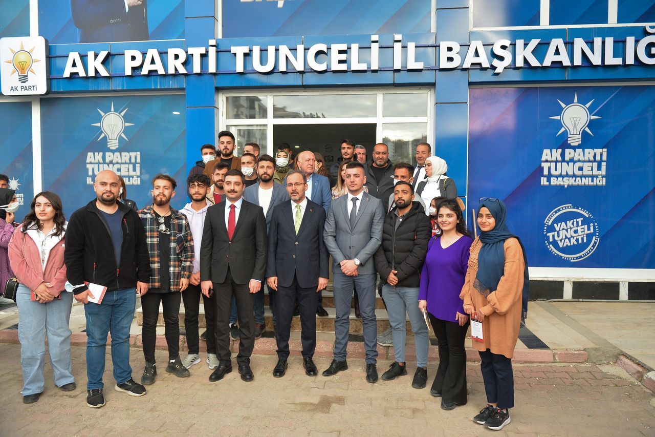 Gençlik ve Spor Bakanı Kasapoğlu, Tunceli ve Elazığ'da gençlerle buluştu 5