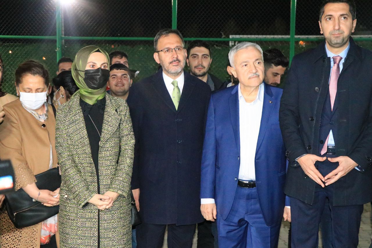 Gençlik ve Spor Bakanı Kasapoğlu, Tunceli ve Elazığ'da gençlerle buluştu 11