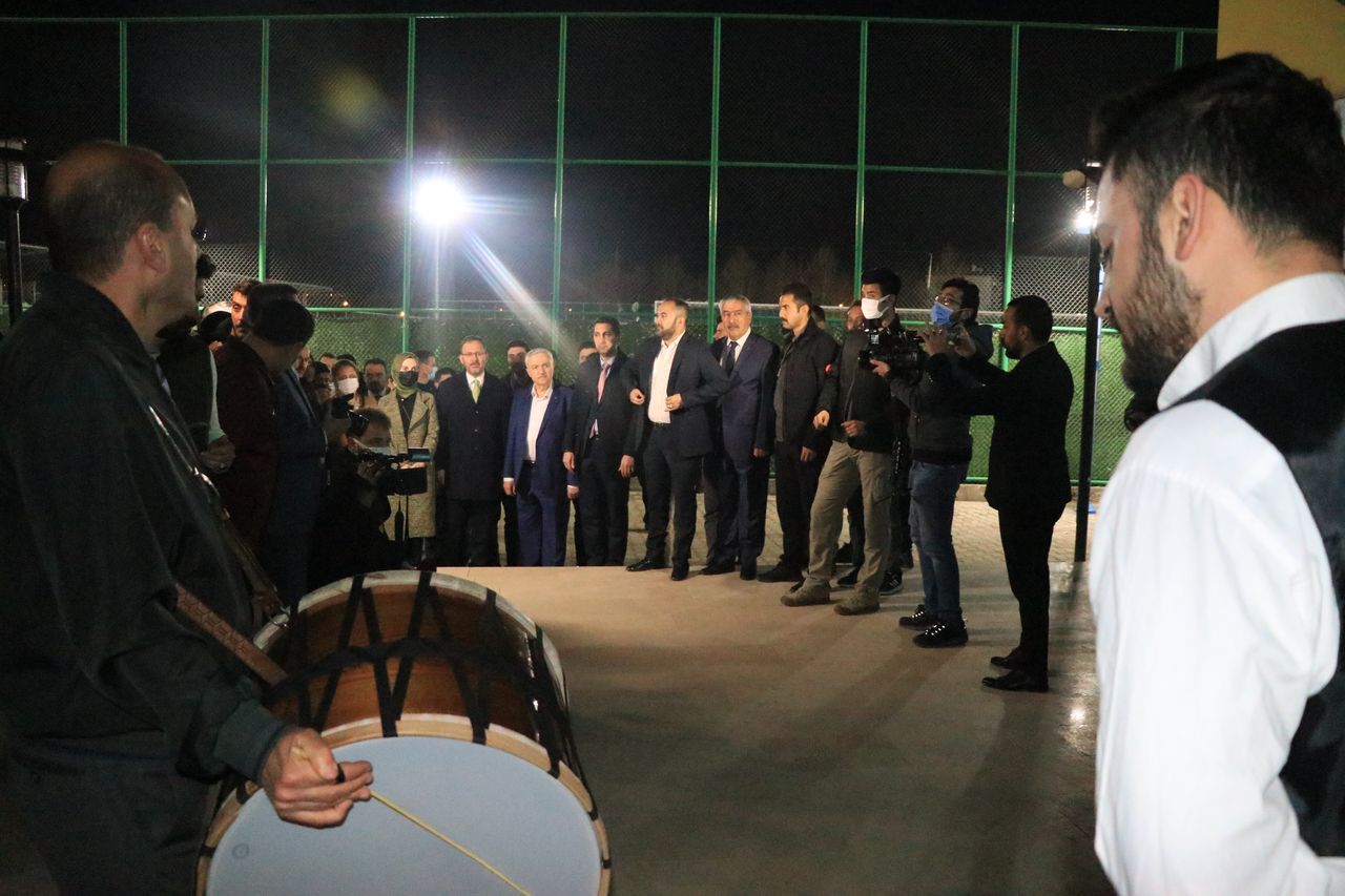 Gençlik ve Spor Bakanı Kasapoğlu, Tunceli ve Elazığ'da gençlerle buluştu 12