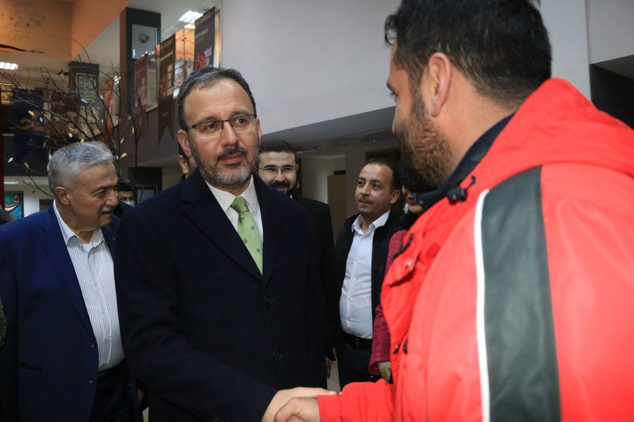 Gençlik ve Spor Bakanı Kasapoğlu, Tunceli ve Elazığ'da gençlerle buluştu 14
