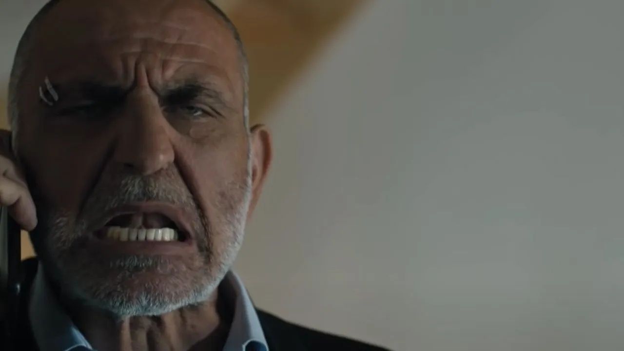 Teşkilat Dizisinde Ayrılıklar Bitmiyor! Ezgi Eyüboğlu'ndan Sonra Bir Başrol Veda Ediyor! 11