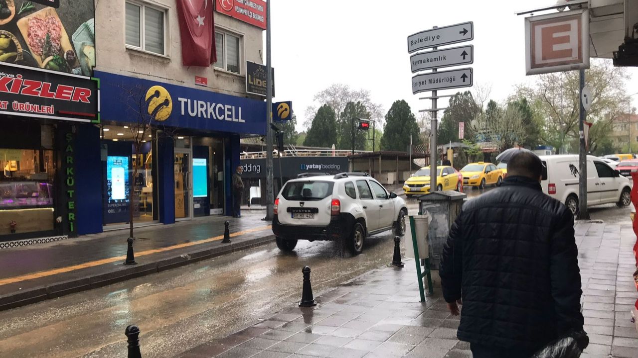 Meteoroloji sarı kodla uyarmıştı! Beklenen yağış başladı 2