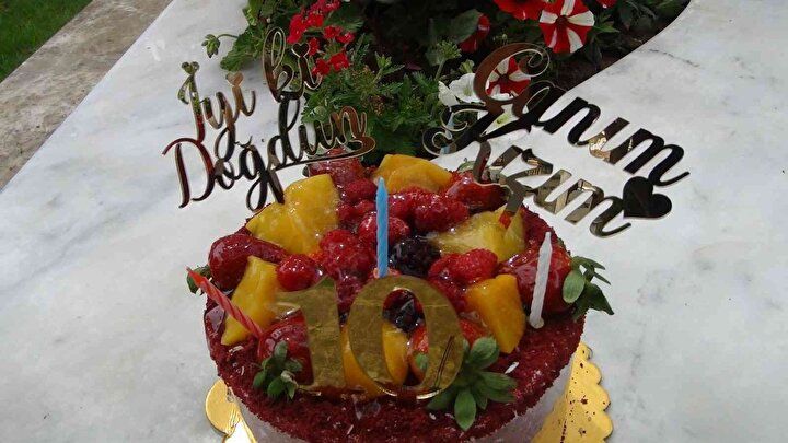 Sokak köpekleri yüzünden ölüme koşmuştu: Mahra'nın mezarı başında en acı doğum günü... 16